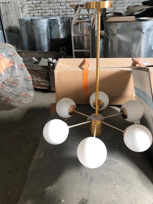 Люстры, светильники