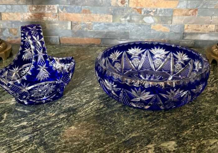 Superbe-centru de masa-cosulet decorativ-cristal Bohemia-Nachtmann-albastru cobalt-tehnica manuala-Germania