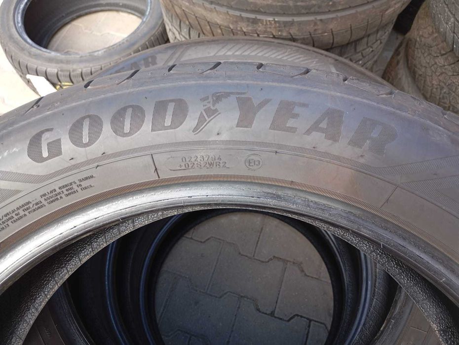 225 55 19 Anvelope vara GoodYear Efficient Grip 2 Suv