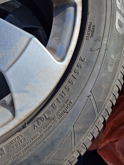 Гуми с Джанти за Mercedes ML W166 255/55 R 18 Dunlop 2016