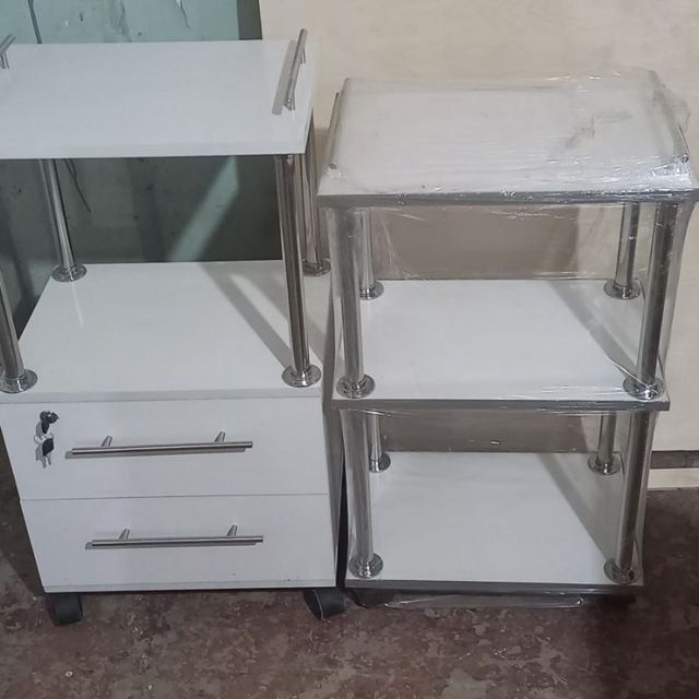 Тумбочки для салона