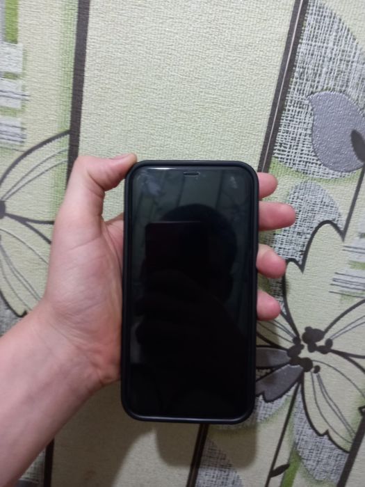 iPhone 11, все в аригенале