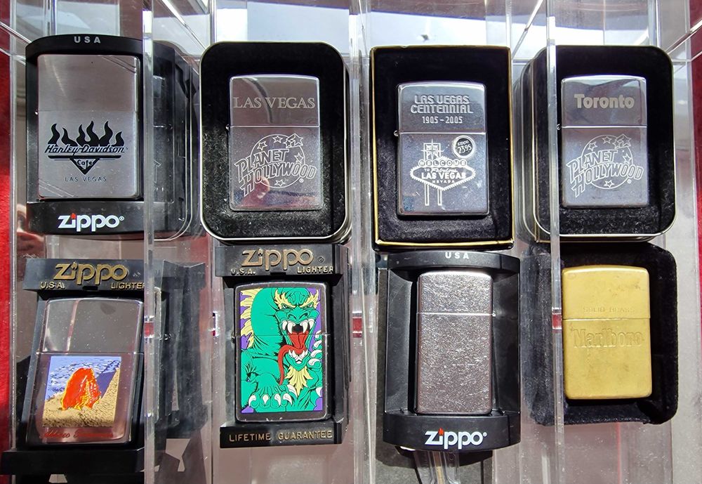 Colecție de brichete Zippo: noi și în ambalaj original, Hard Rock