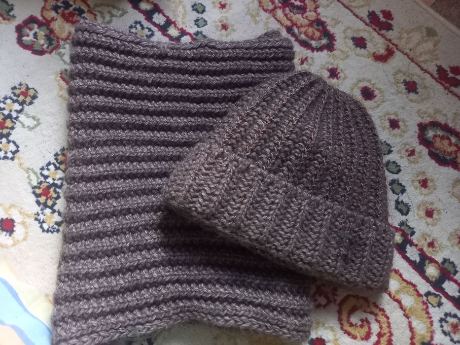 Продам женский головной убор