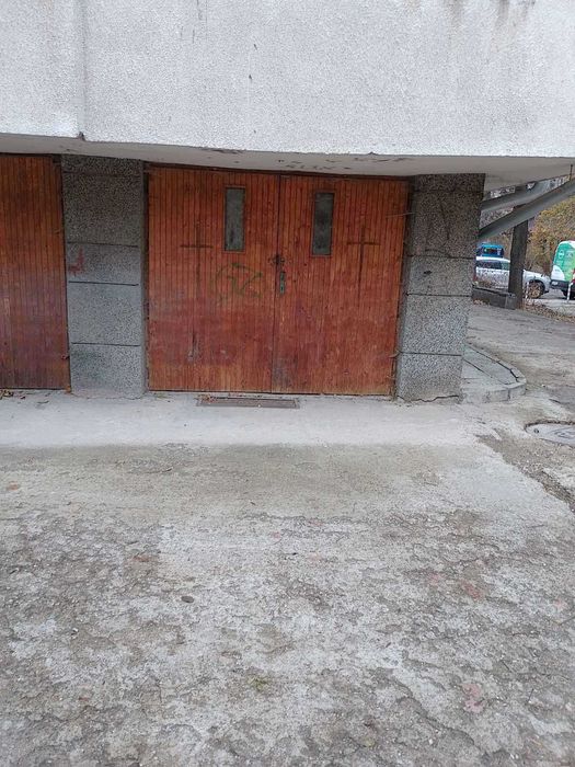 Дава се под наем Гараж / Паркомясто в София, Лозенец - 21 кв.м за 178.5 € - Снимка #3