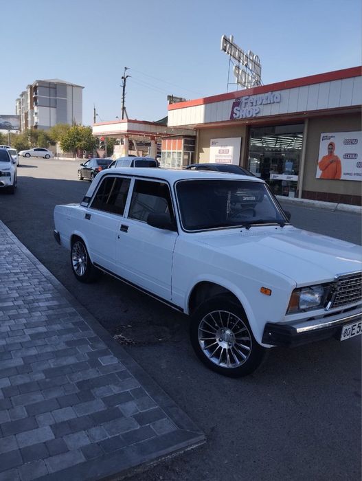 Ваз 2107 Приора 1 6 матор  2008 й сотилади