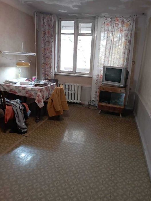 Квартира 4 эт. ул. Бобура под ремонт 63.32м2: 926 852 709 сум - Продажа ...