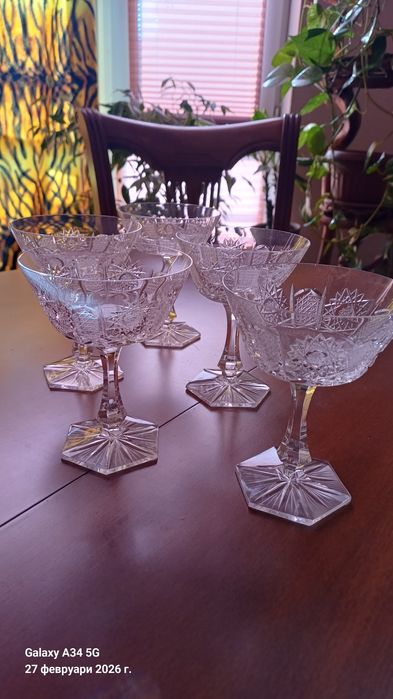 6Кристални чаши за шампанско