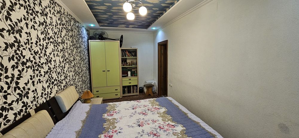 1 этаж 4 х ком.  85 м2