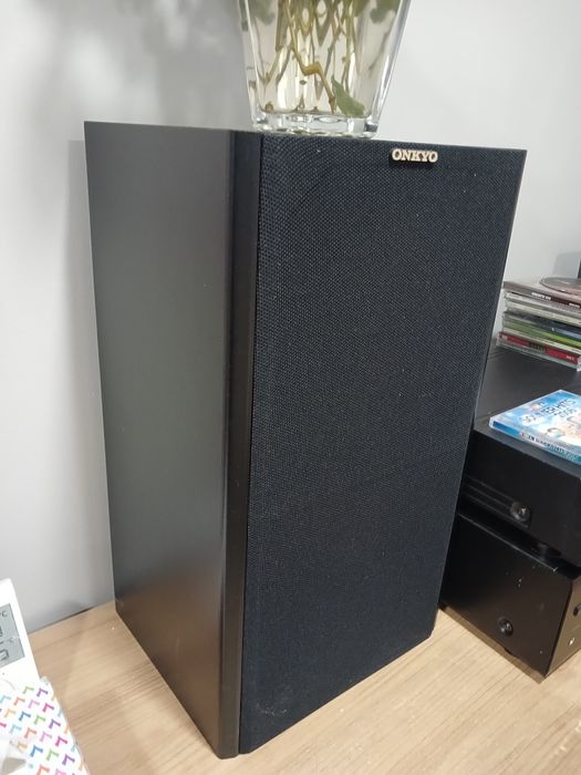 Vând boxe Onkyo SC 360