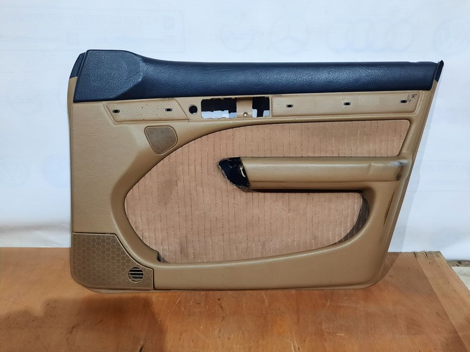 Обшивки дверей Ауди 100 С4