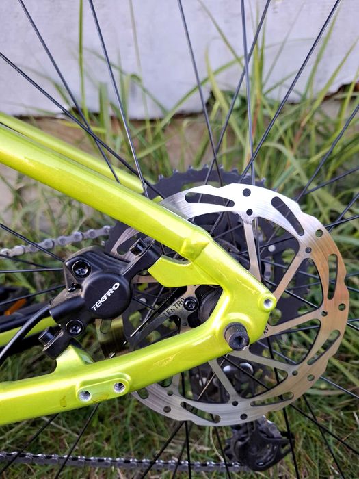 Trek Marlin 5 Gen 3 2025  Power Surge