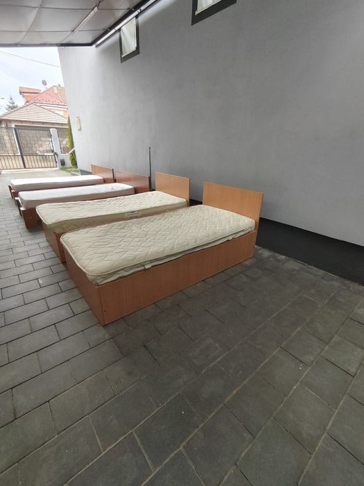 Pat 1 persoana cu saltea inclusa 190*90 cm