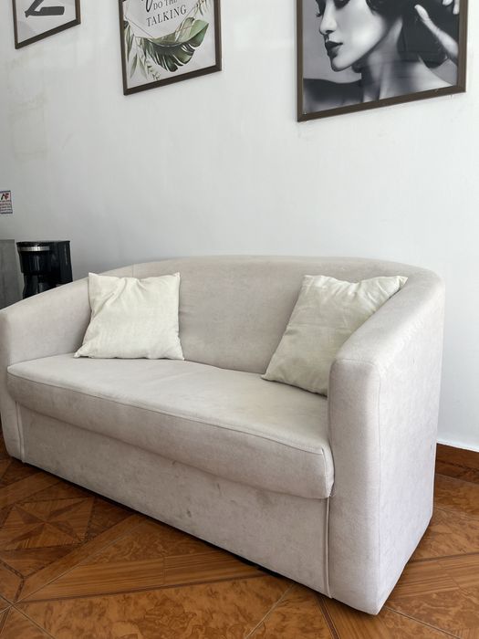 Canapea crem 2 persoane
