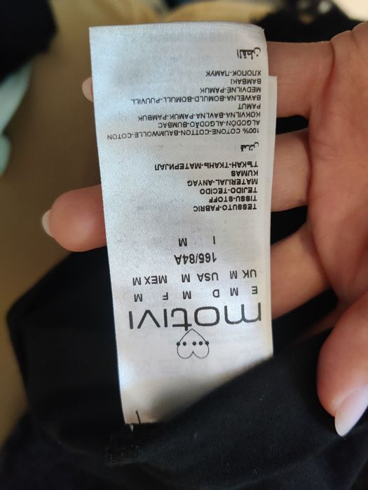 Tricou Motivi cu dantela