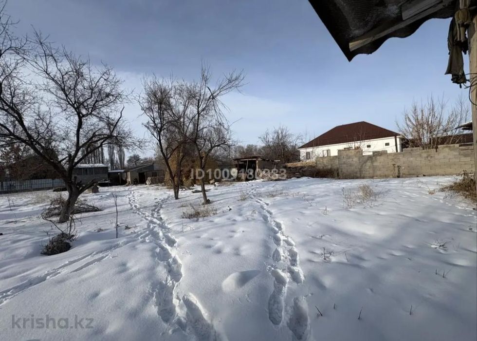 Саурық батырда 5 бөлмелі жер үй срочно сатылады