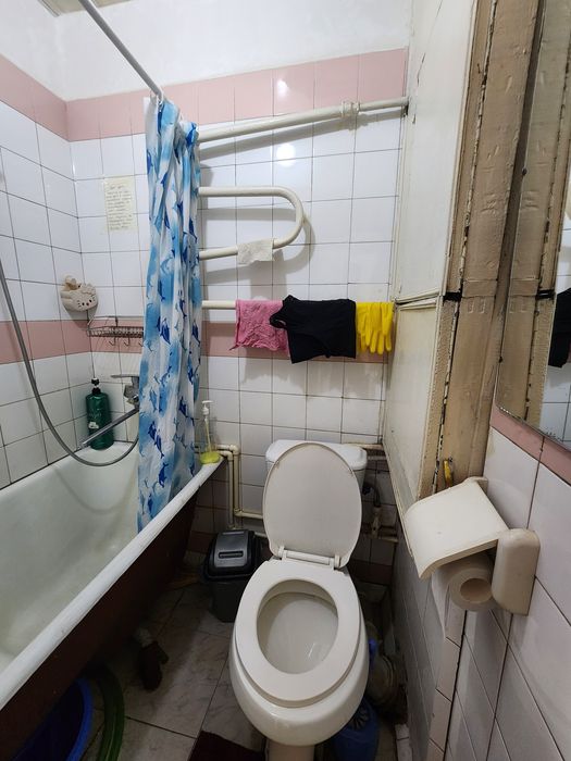 1 хонали уй ижарага берилади Оилага.