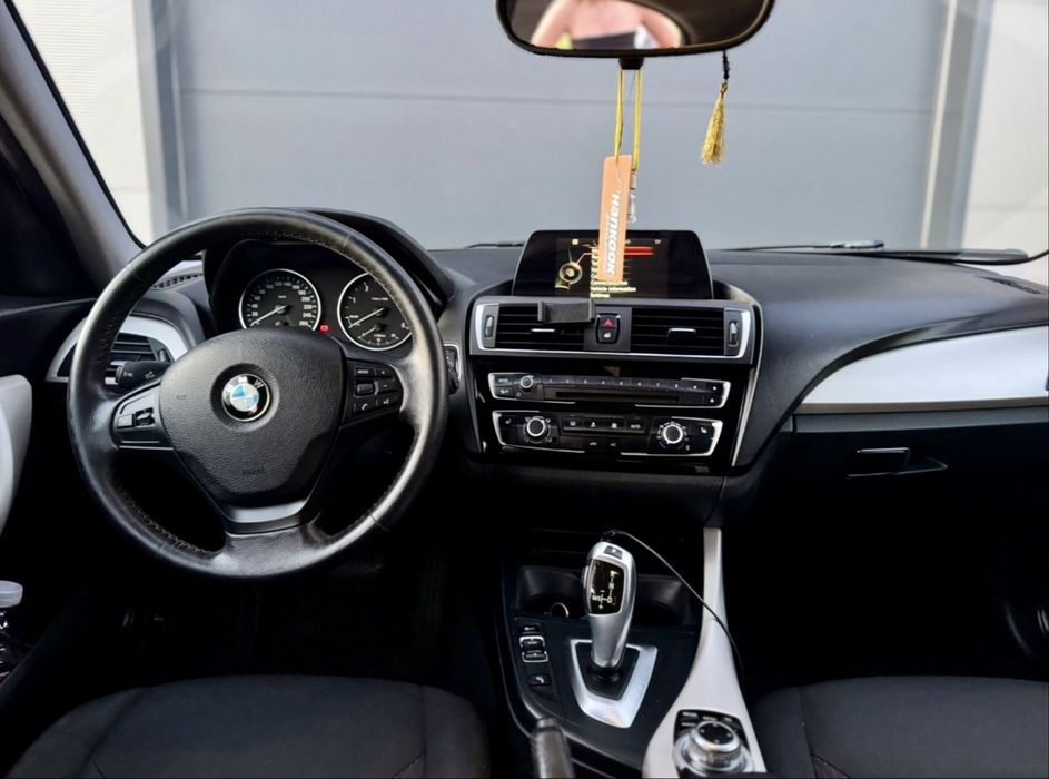 BMW Seria 1 F20 Facelift 116d Automat