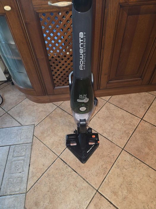 Безкабелна прахосмукачка Rowenta Air force serenity 25,2v