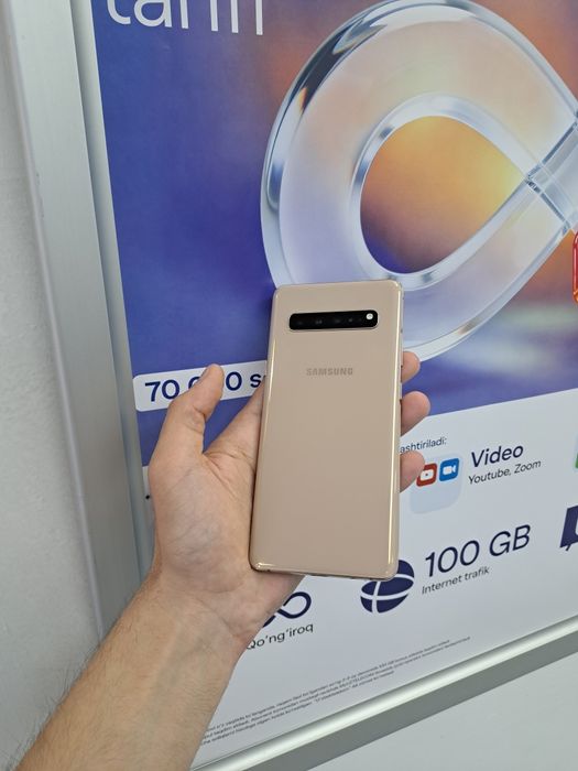 Samsung Galaxy S10 Plus 5G память 8/256gb очилмагян идеал
