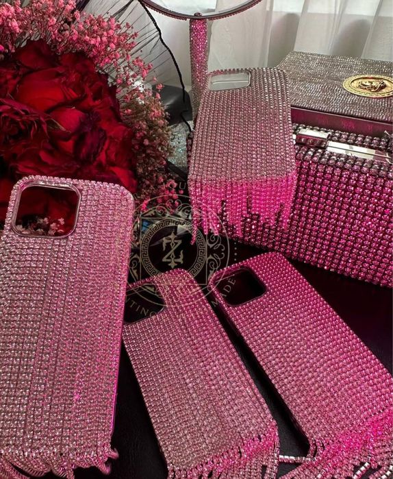 На заказ чехлы со стразами на любой модель телефона