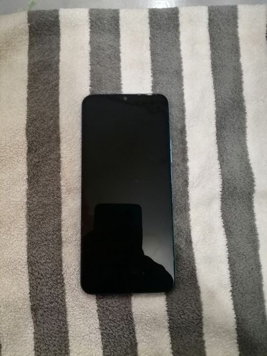 Продам Vivo Y31 торг