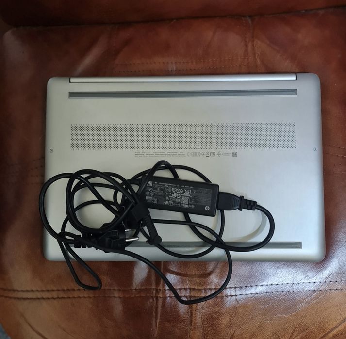 Hp 15seq1023np AMD ryzen 7 radeon graphics