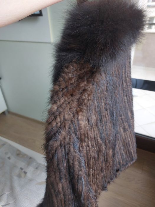 НОВО Актуално леко палто/ жилетка естествен косъм размер М/Л