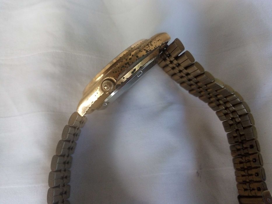 Часовник SEIKO 5 Automatic GOLD