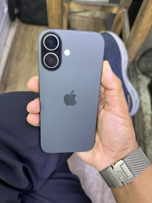 Apple 17 qora 256GB