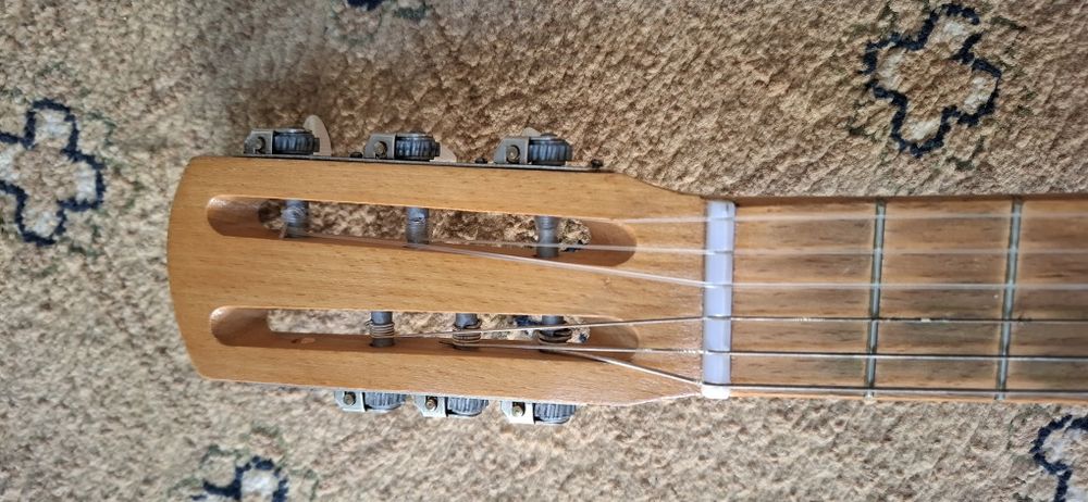 Винтажная советская гитара (1987 год, Иваново)