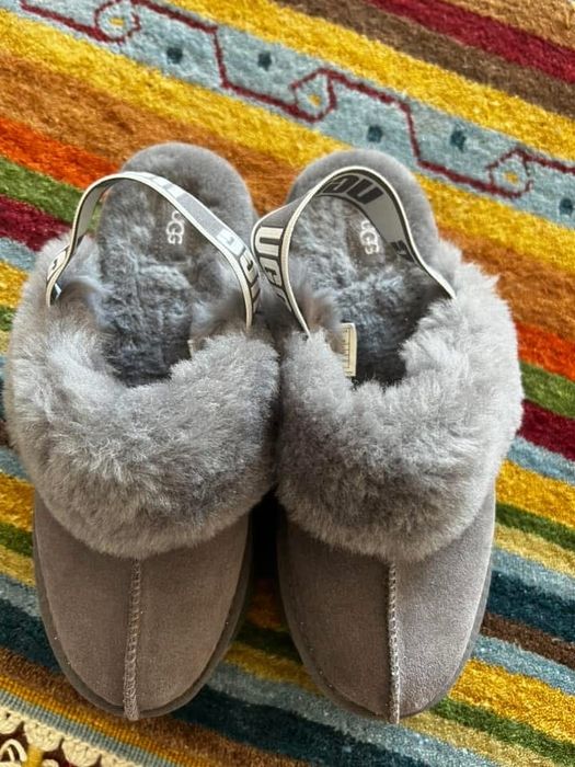 Ugg funkette 40(39 real)