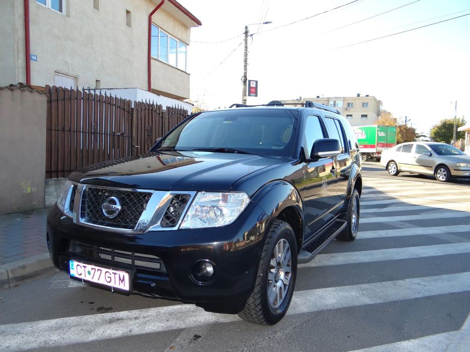 Nissan Pathfinder Perfecta stare, 287000 km, full option