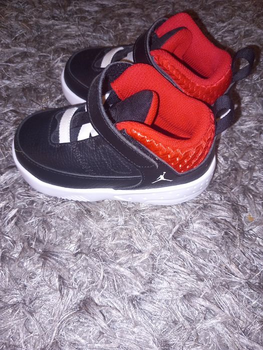Adidași Jordan Max Aura 3 copii