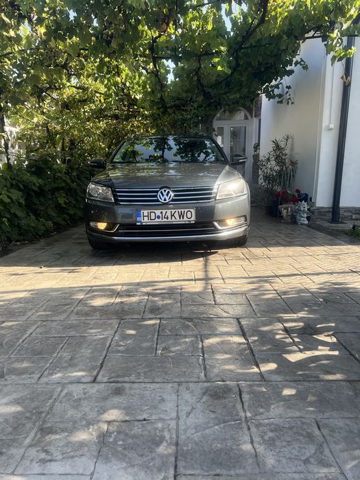 Volkswagen Passat b7 2013 model Highline