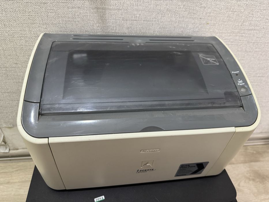 Продам лазерный принтер Canon LBP 2900