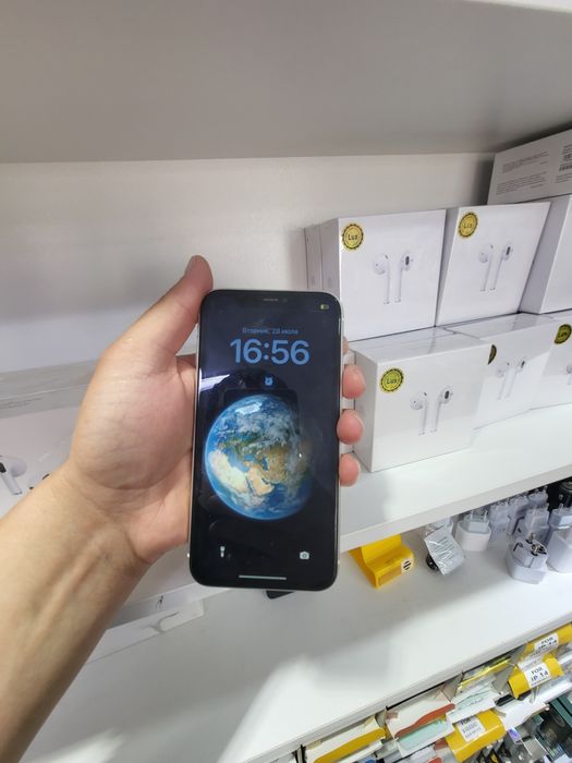 Продам iPhone 11 128 g