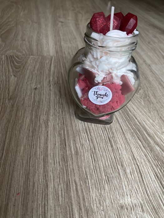 Ръчно изработени ароматни свещи