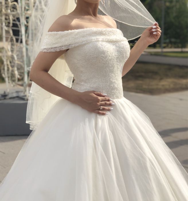 Продаю свадебное платье