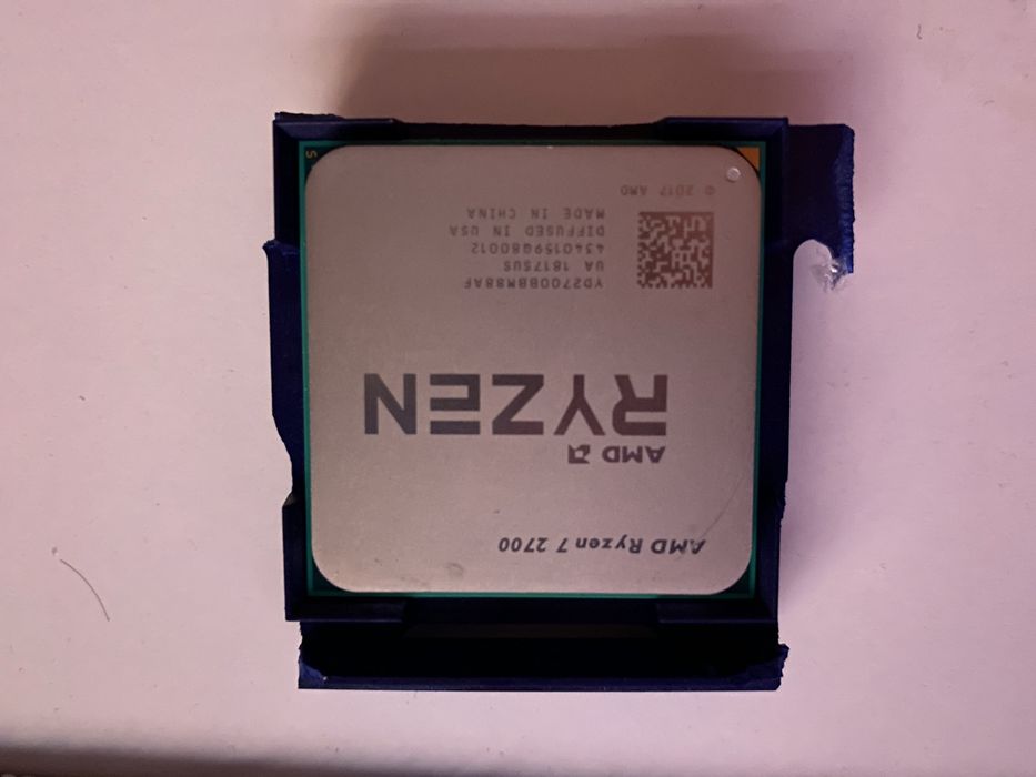 Продам процессор Ryzen 7 2700 OEM