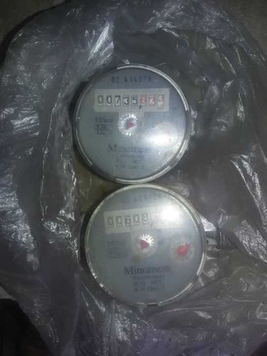Продам счетчик на хол. И гор. Воду