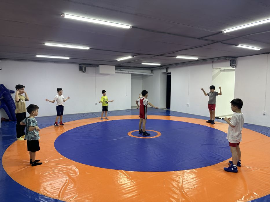 Спорт зал на левом берегу