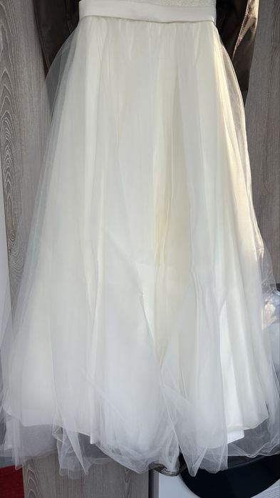 Rochie mireasa ivory