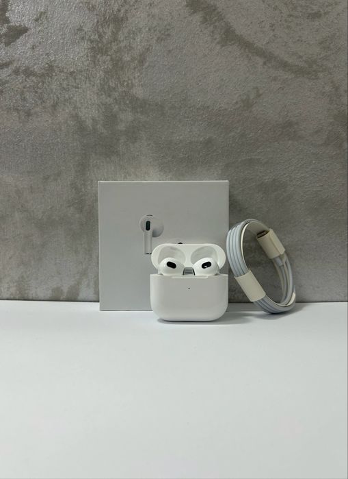 Airpods 3 sigilate noi