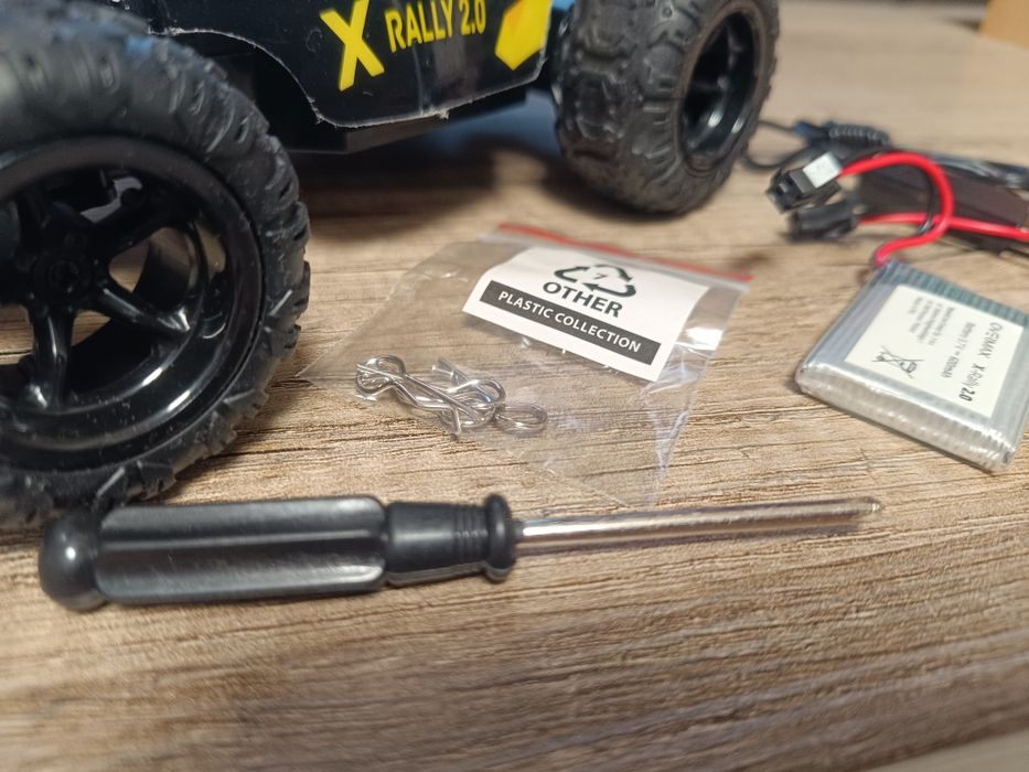 Mașinuță RC cu telecomanda Overmax X-Rally 1:22, 25km/h 100m