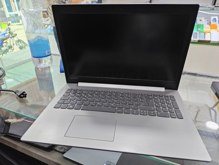 Lenovo laptop 512gb