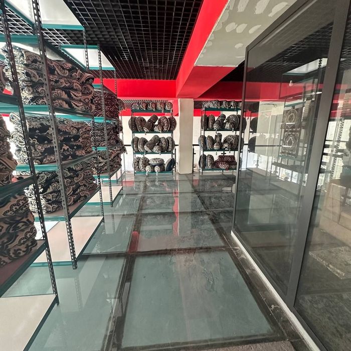 Продаётся нежилое помещение