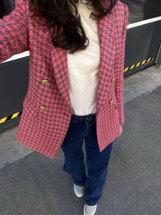 Пиджак и шапан по 10000тг