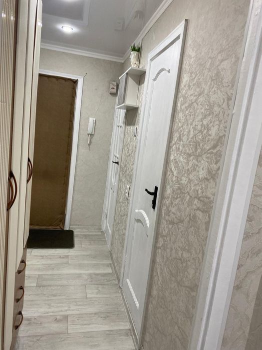 Сдам кваритиру 8 мкр