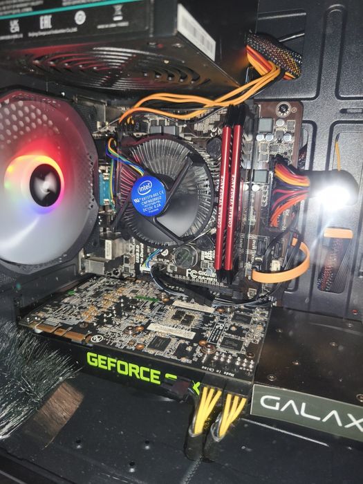 Геймърски компютър - intel i5 / GTX  970 /  16GB RAM  / SSD